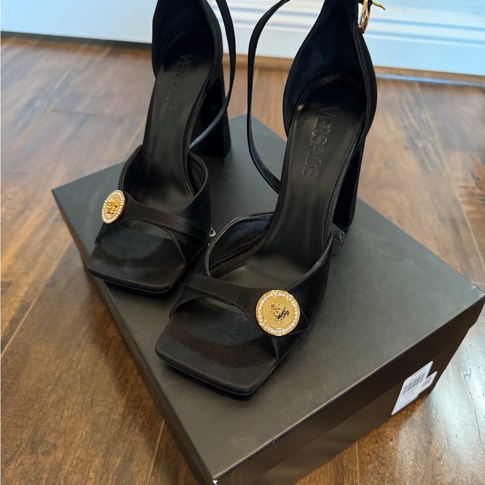 Versace Women's Black silk Sandals with Gold Accent 4in heel
